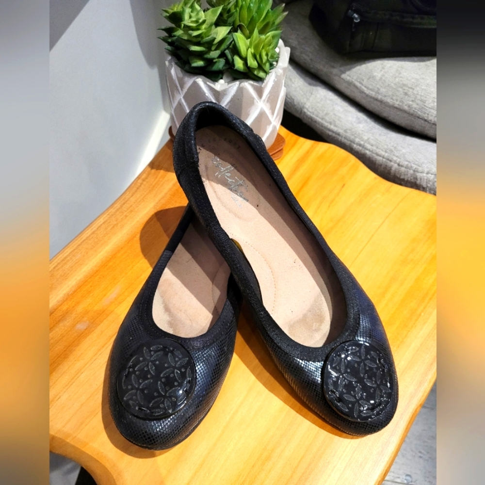 Clarks Ballet Flats